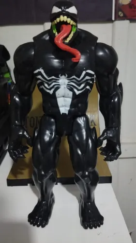 Boneco articulado VENOM
