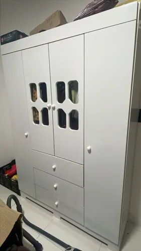 Guarda roupa infantil 