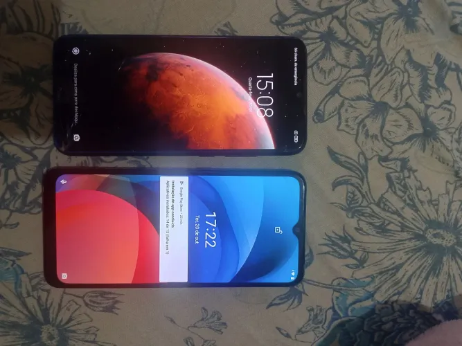 Vendo 2 celulares nunca foi pro conserto !!