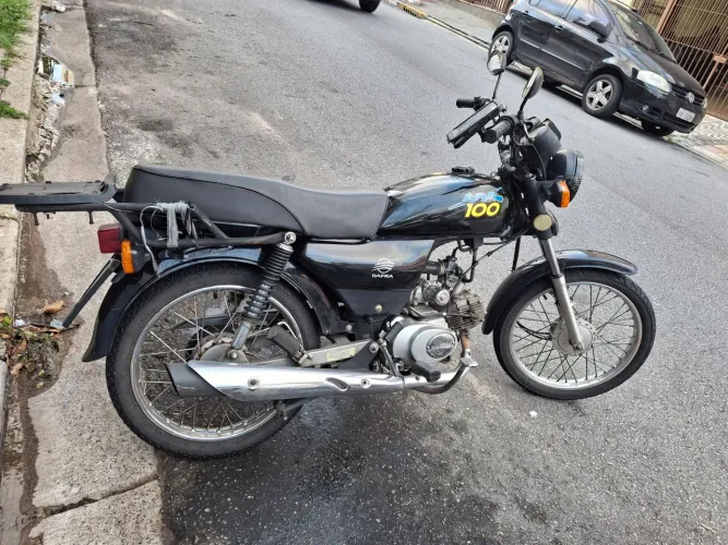 Dafra Super 100 Muito Conservada