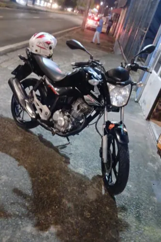 Honda Fan 160 ? Impecável