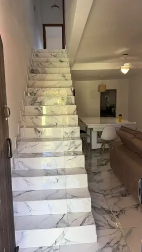 Sobrado de 115m² a 800 da Orla da praia Martim de Sá 