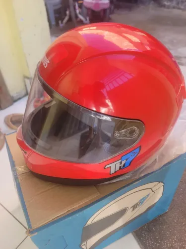 Vendo capacete marca taurus
