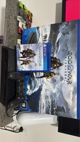 Ps4 slim 