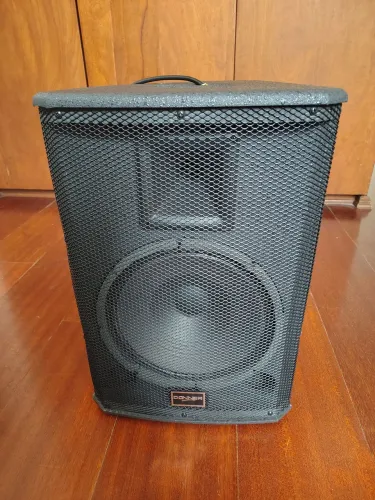 Caixa Ativa Saga 10'' 200w - Donner