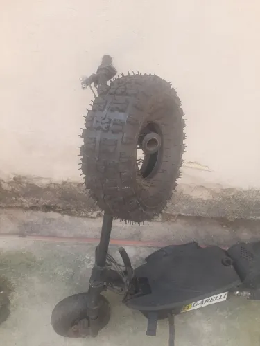 Patinete elétrico precisa de uma revisão