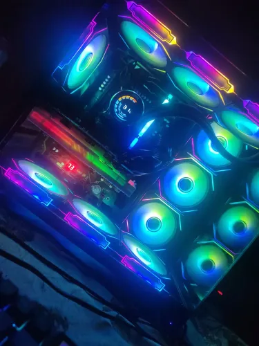 Pc gamer, 16gb ram, 500gb armazenamento, rx 580, xeon 2680 v4, roda tudo.