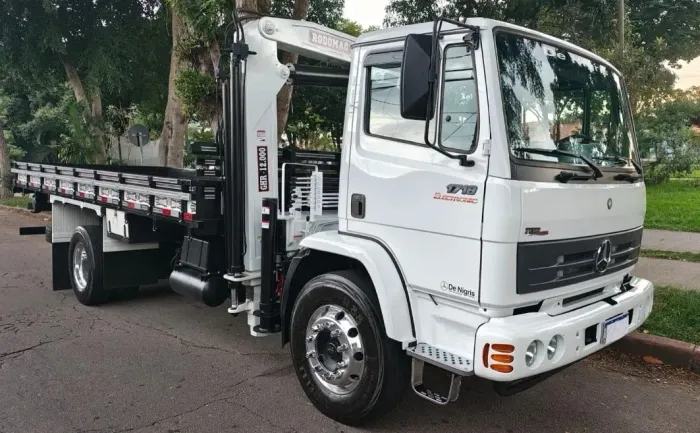 Transfiro dívida ,Mercedes bens munck 1718 toco ano 2012 impecavel
