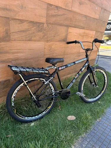 Bicicleta Aro 24 Montadinha do grau