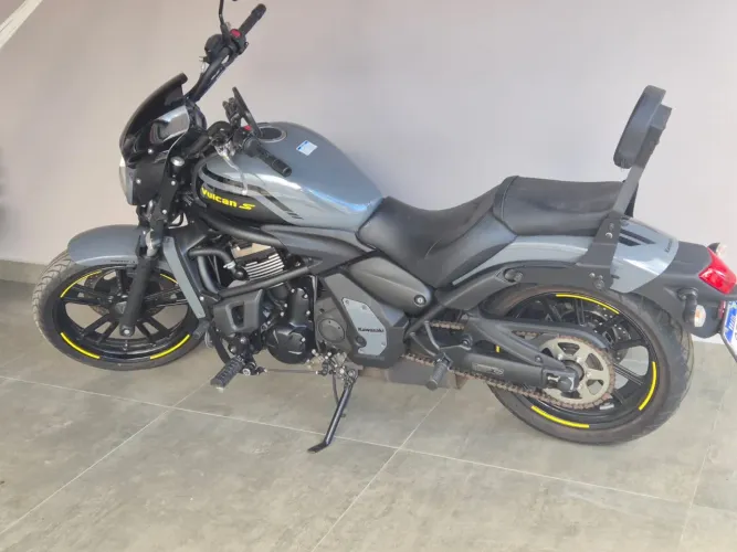 Vulcan 650 S