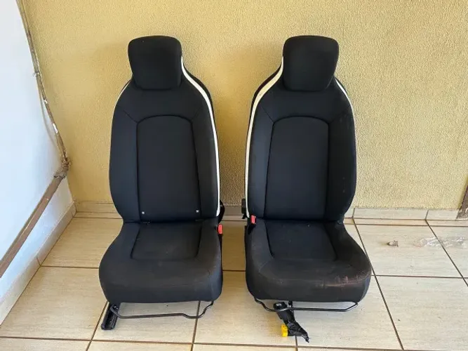 JOGO DE BANCOS DO RENAULT ZOE 4.0 - 2019 (COMPLETO)
