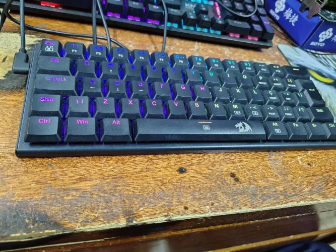 Teclado Gamer Mecânico Redragon Anivia Só Venda 
