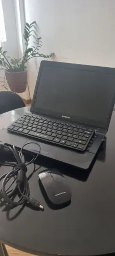 Notebook Samsung SSD 120GB | AMD E1-1500 | 4GB RAM | Funcionando