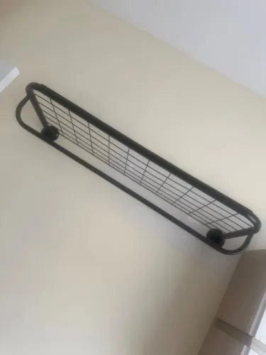 Arara de parede 