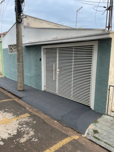 Vendo casa na vila imperial ótima localização 