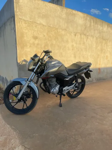 Vende-se fan160