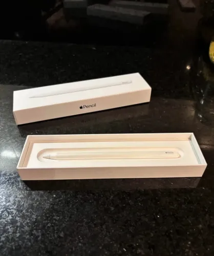 Apple Pencil (NOVA) 2a geração - Caneta para iPad