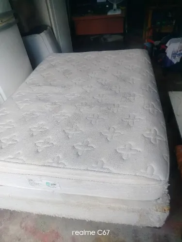 Cama box casal padrão com colchão e cabeceira