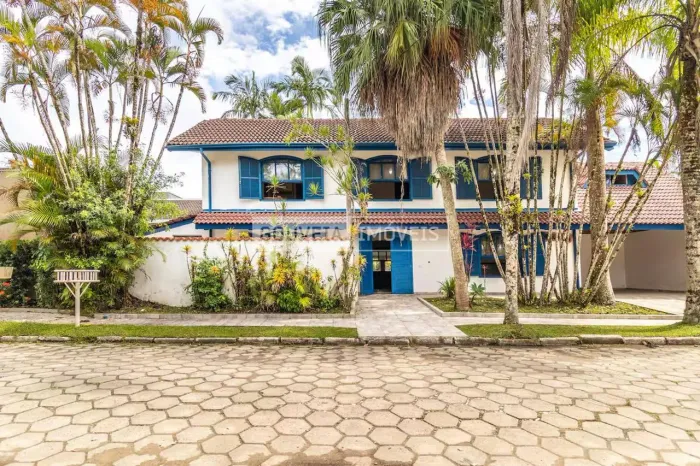 Casa com 5 Quartos, 4 Suítes, 310M², à Venda por R$ 3.300.000,00 - Atami Norte, Pontal do 