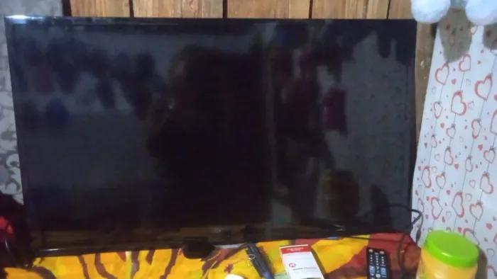 vendo tv smart, Samsung 43 polegadas, semi nova 