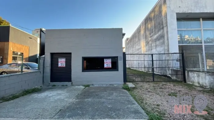 ALUGA-SE EXCELENTE LOJA COMERCIAL DE 40M² NO BAIRRO PASSO DA AREIA