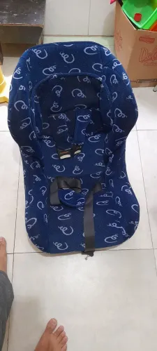 Cadeira para criança no carro