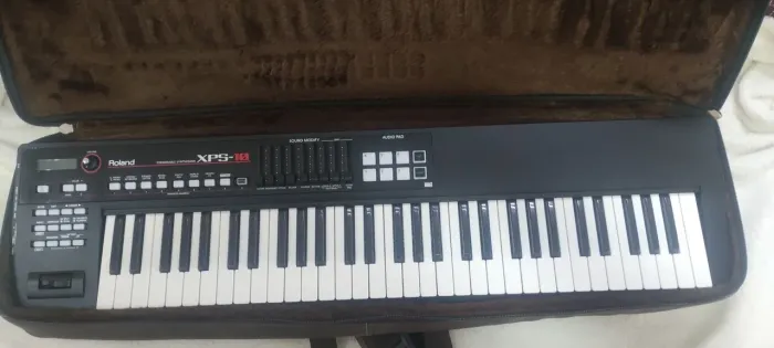 Teclado XPS10 + acessórios 