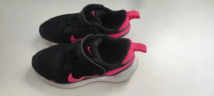 Tenis Infantil Nike Original (Tamanho 25)