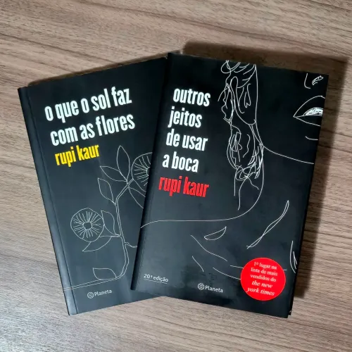 livros Outros jeitos de usar a boca e O que o sol faz com as flores