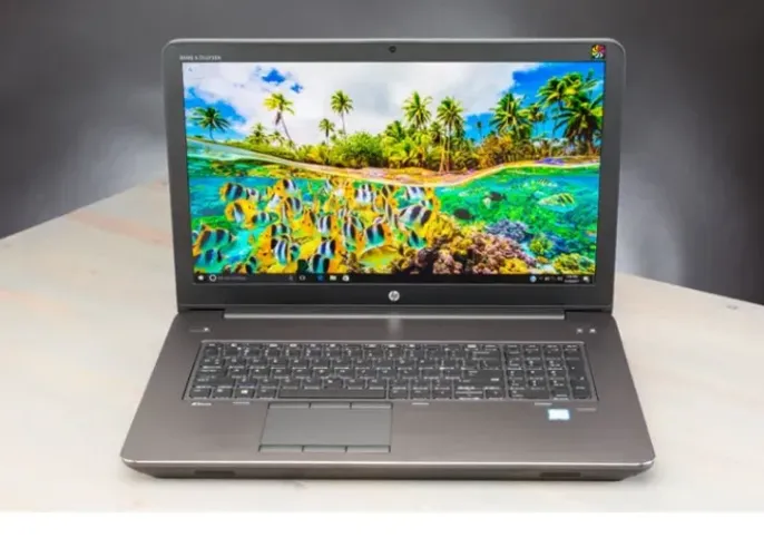 Notebook HP i5-7200U 8GB-SSD 256(VIDEO DEDICADO)
