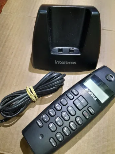 Telefone sem fio Intelbras TS40 pouquíssimo uso.