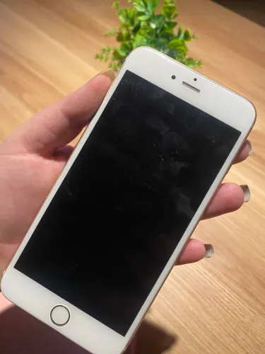 iPhone 6s Plus para conserto ou retirada de peças