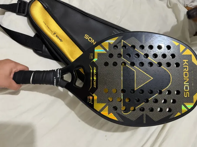 Vendo raquete Ama kronos
