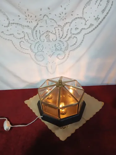 Antiga Luminária de Mesa Vidro Bisotado e Metal