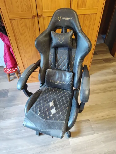 Cadeira gamer husky com encosto de pé