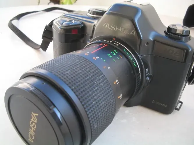 Máquina Fotografica Yashica Câmera Analógica Funcioando