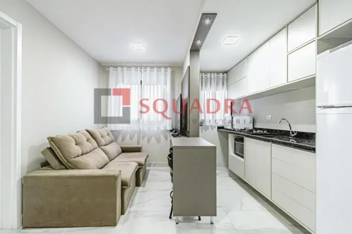 Apartamento em Capão Raso, Curitiba/PR