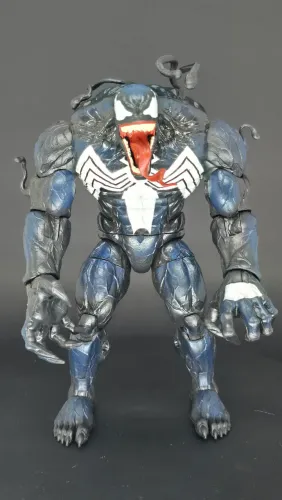 Marvel Legends Hasbro - Deluxe - Monster Venom
