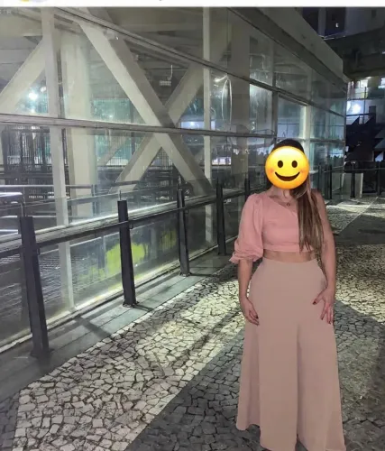 Cropped ombro só goiaba de linho da Boah