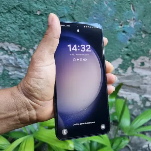 S23 Celular Samsung Galaxy em Ótimo estado - Preto
