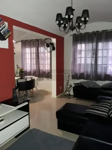 Casa à Venda em Sapê