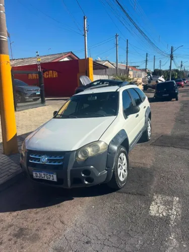 Fiat Palio Weekend Adventure Locker 1.8 Flex 2012