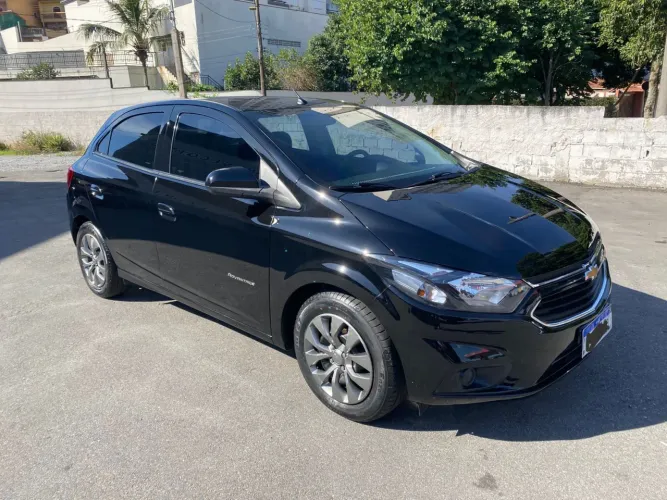 Chevrolet Onix Hatch Advantage 1.4 8V Flex Aut. 4P 2018