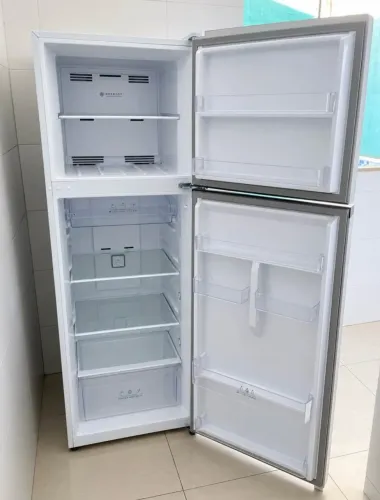 Geladeira Mideia Nova