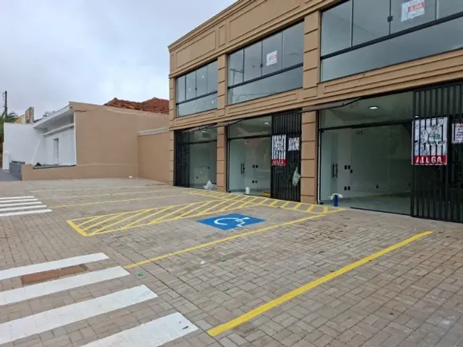 Alugo Lindo Salão 100m2.Novo, na Rua Jose Bonifacio Prox. Rio carnes e Av. Murchid