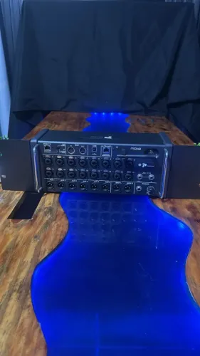 Mesa Digital Midas MR18 Canais com Wi-Fi | Seminovo