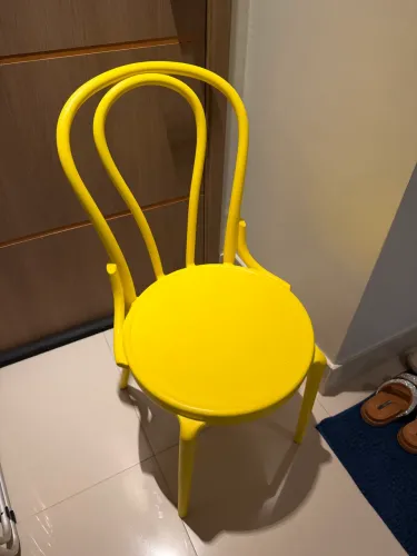 Cadeira Amarela 