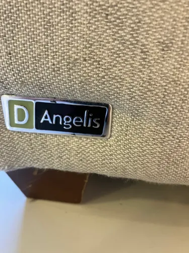 Sofá D Angelis/Anjos retrátil em linho 3 lugares - vira cama - 1,90m