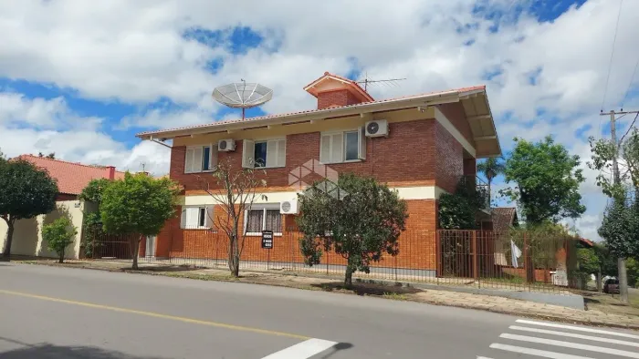Casa com 2 quartos no Bairro Jardim Glória