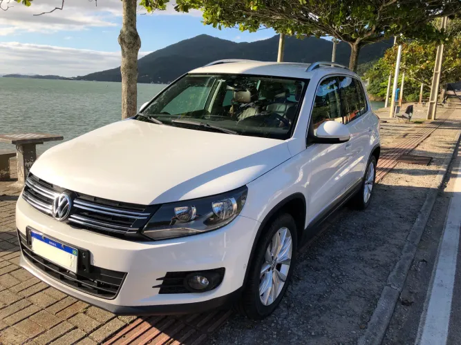 Volkswagen Tiguan 2.0 TSI 16V 200cv Tiptronic 5P 2012
